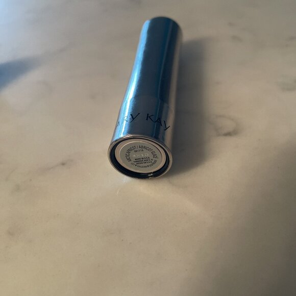 *♪ Mary Kay Arctic Apricot True Dimensions Lipstick *♪ - Picture 3 of 4